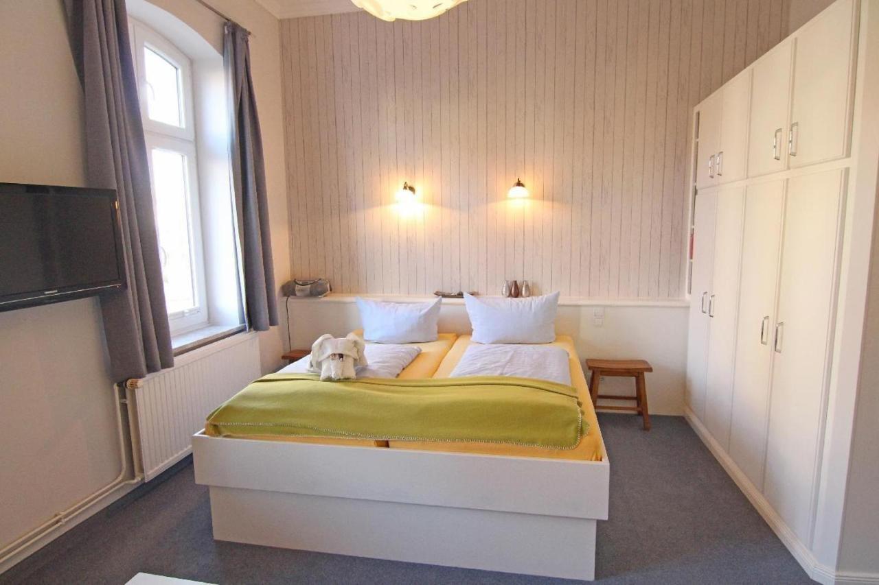 Kapitaenshaus-Lassen-Zimmer-Amistad Hotel Vesterland Eksteriør billede